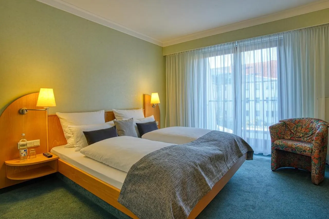 Hotel Kischers Landhaus Hannover 4*,